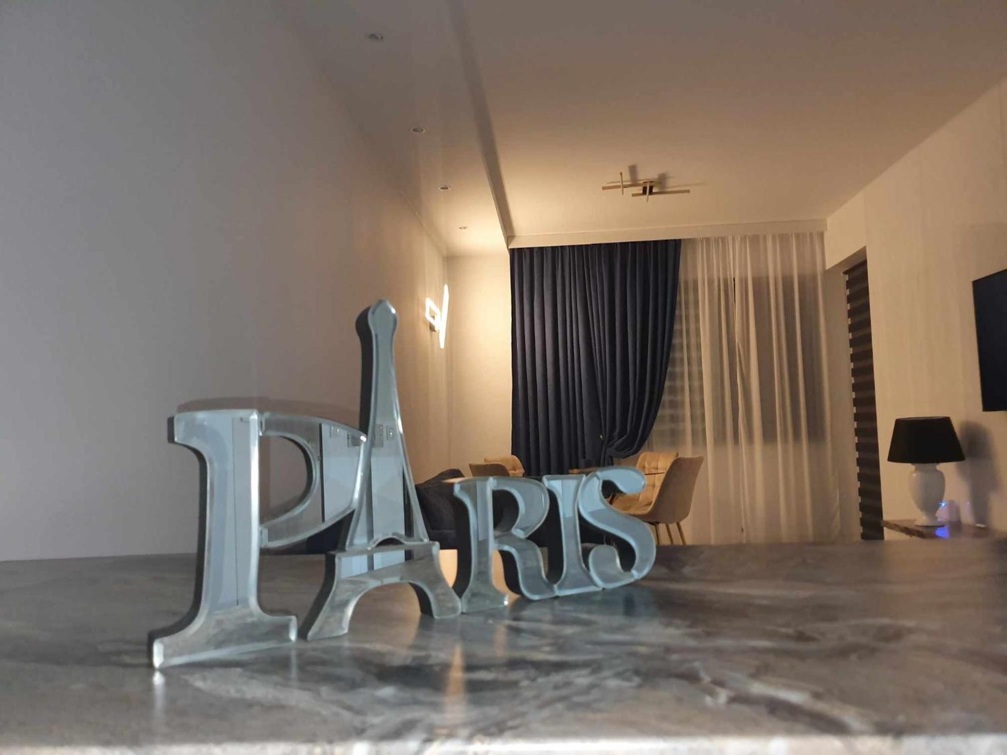 Apartment Paris