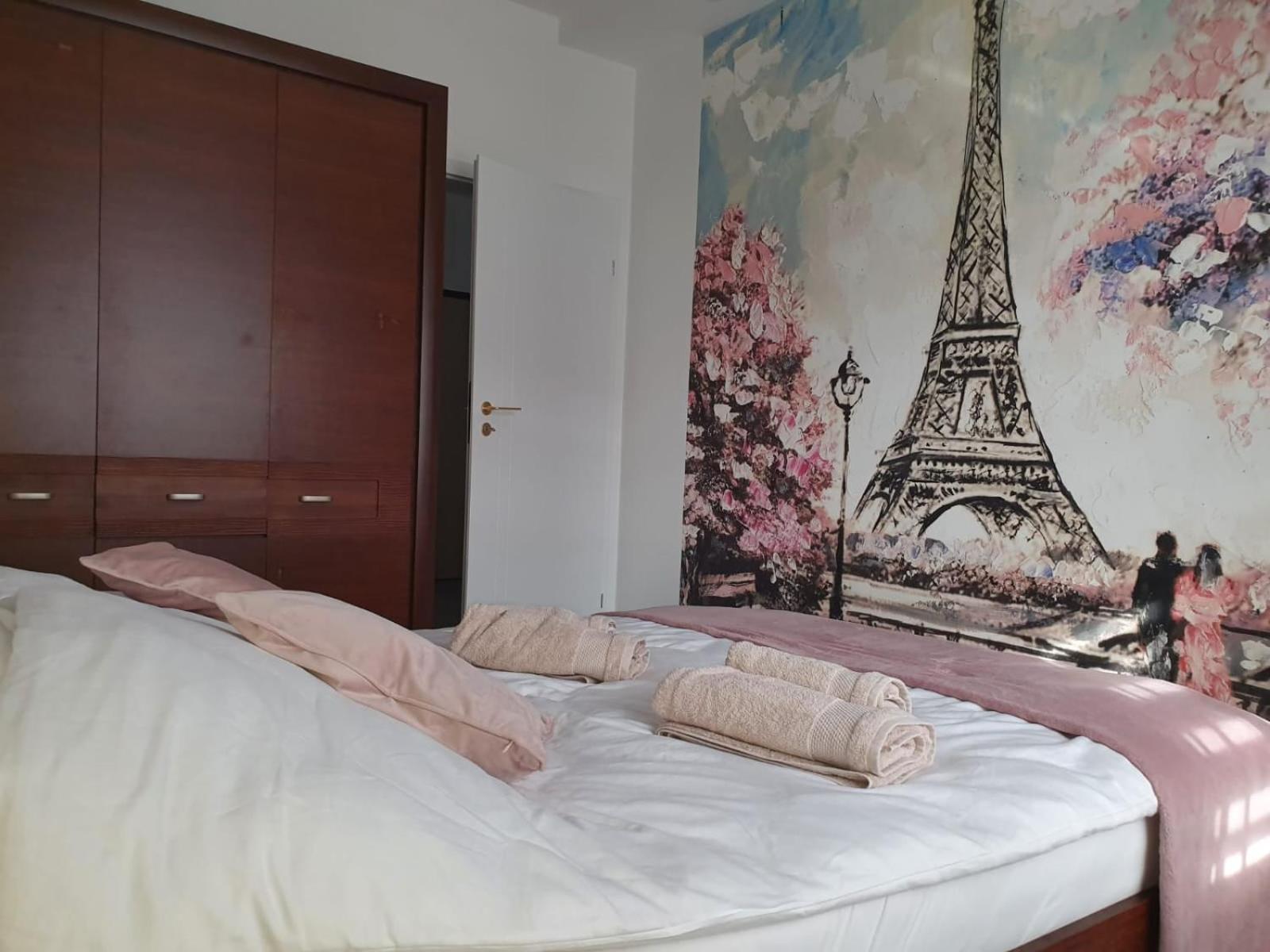 Apartment Paris
